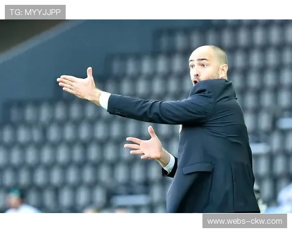 德泽尔比赛后掩面:马赛主帅的无奈与反思 德泽尔比赛后掩面:马赛主帅的无奈与反思